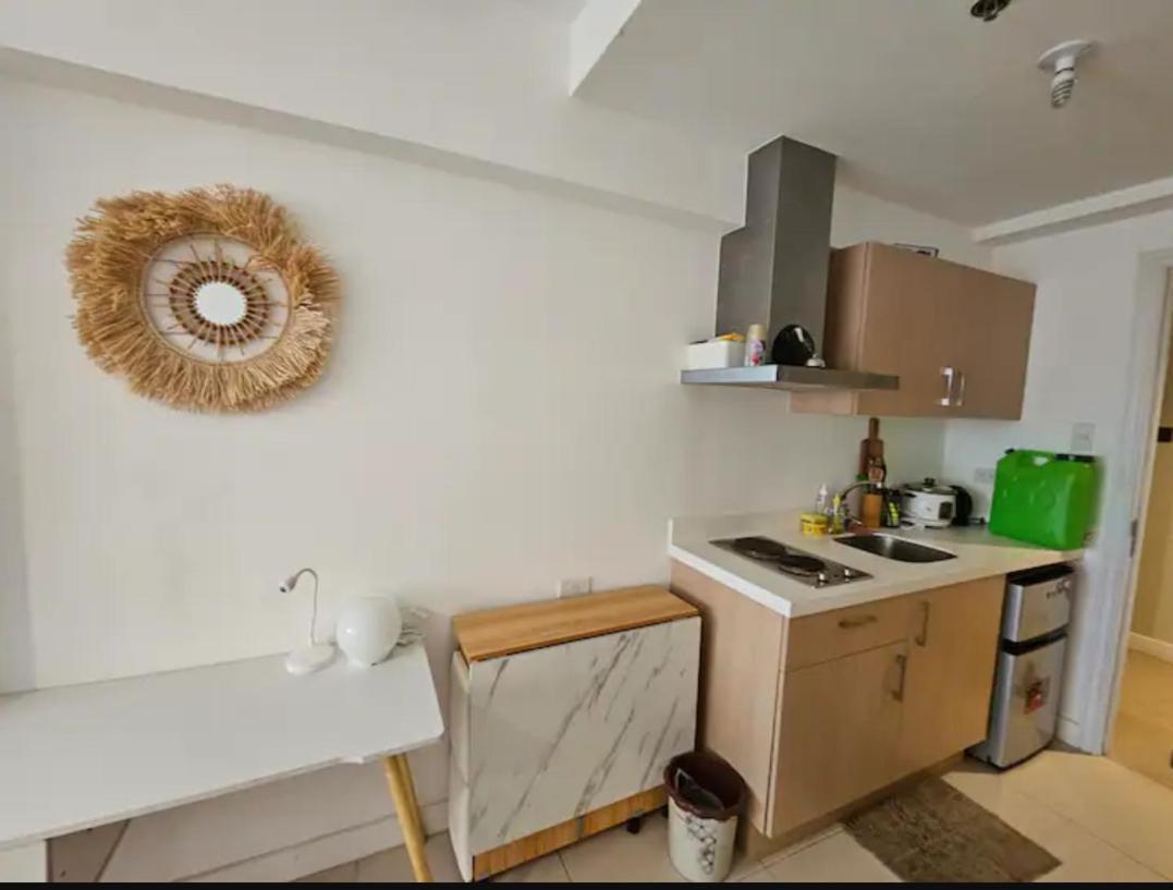 The Residences At Commonwealth By Century Properties Quezon City Kültér fotó